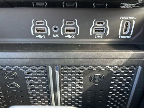 New 2026 RAM 1500 Laramie w/ Night Edition image 19