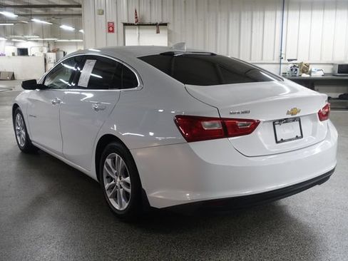 Used 2018 Chevrolet Malibu LT FWD image 5