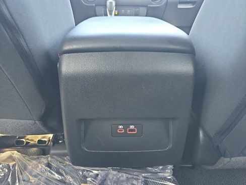 Used 2025 Nissan Frontier PRO-4X AWD/4WD image 26
