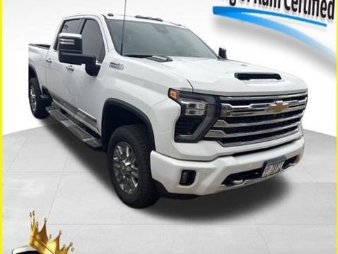 Used 2024 Chevrolet Silverado 2500 High Country w/ High Country Premium Package image 1