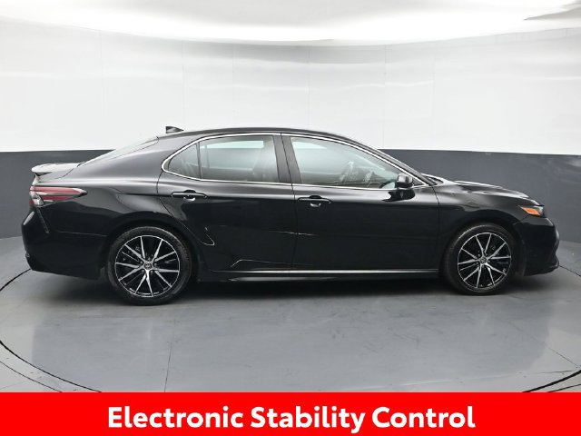 Certified 2024 Toyota Camry SE w/ Cold Weather Package AWD/4WD image 8