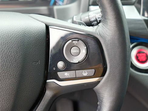 Used 2023 Honda Odyssey Elite image 14