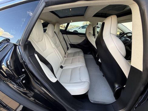 Used 2018 Tesla Model S 75D AWD/4WD image 28