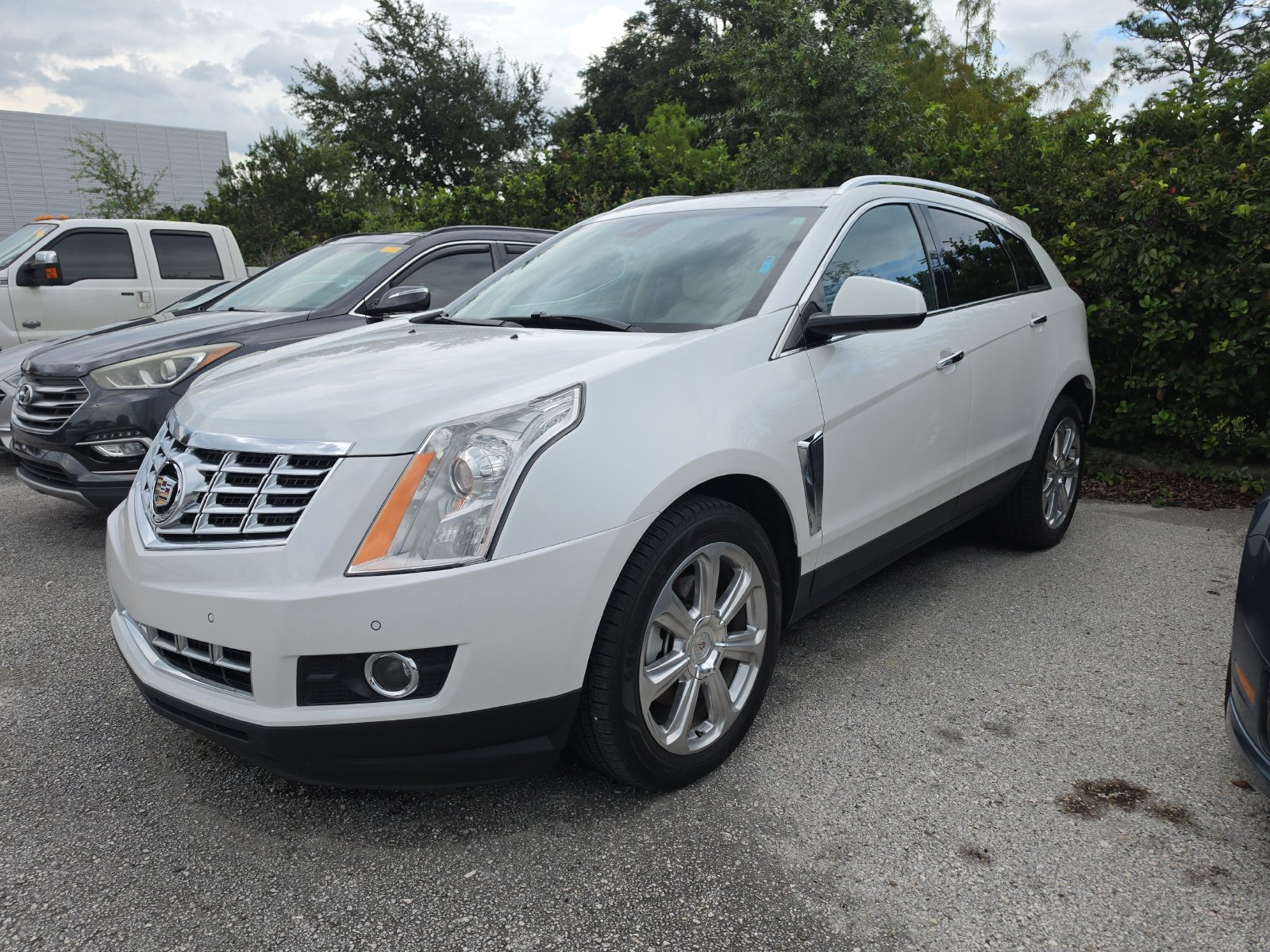 Used 2015 Cadillac SRX Premium FWD image 6