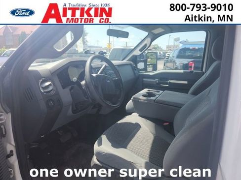 Used 2012 Ford F450 XLT w/ XLT Interior Pkg image 4