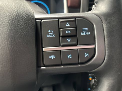 Used 2023 Ford F150 Lariat w/ Equipment Group 502A High image 38