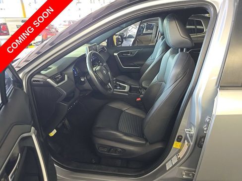 Used 2022 Toyota RAV4 XSE w/ XSE Grade Weather Package AWD/4WD image 15