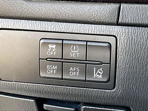 Used 2015 MAZDA MAZDA6 Grand Touring w/ GT Technology Package image 32