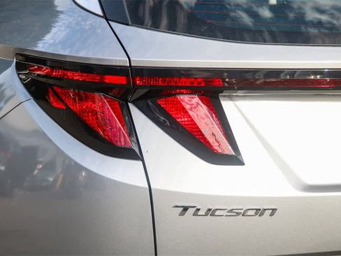 Used 2022 Hyundai Tucson SEL image 6