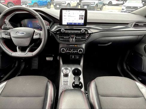 Used 2024 Ford Escape ST-Line image 29