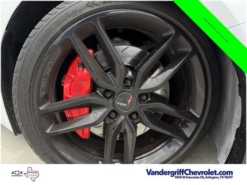 Used 2014 Chevrolet Corvette Stingray Convertible w/ 3LT Preferred Equipment Group RWD image 9