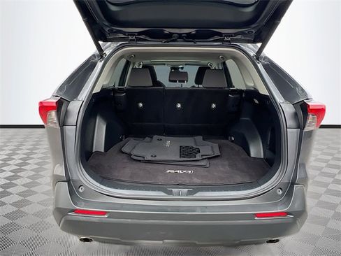 Used 2020 Toyota RAV4 XLE image 25