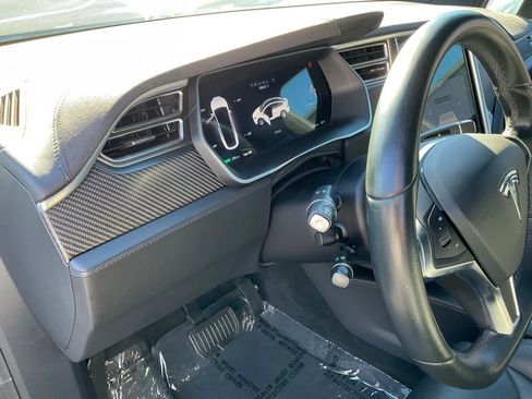 Used 2016 Tesla Model X 90D image 16