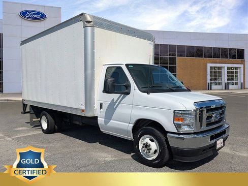 Certified 2024 Ford E-350 and Econoline 350 Super Duty w/ Power Windows & Locks Group image 1