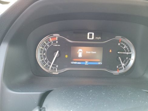 Used 2016 Honda Pilot Touring image 5