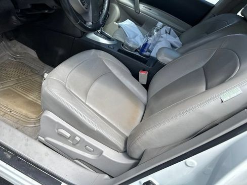 Used 2011 Nissan Rogue SV w/ SL Pkg FWD image 16