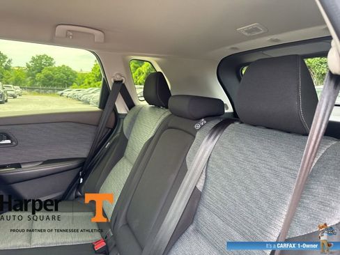 Used 2023 Nissan Rogue SV FWD image 9