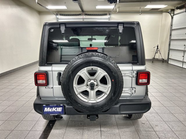 Used 2023 Jeep Wrangler Sport AWD/4WD image 5