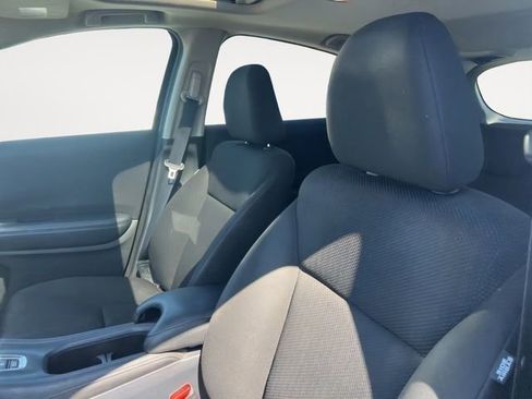 Used 2018 Honda HR-V EX image 9