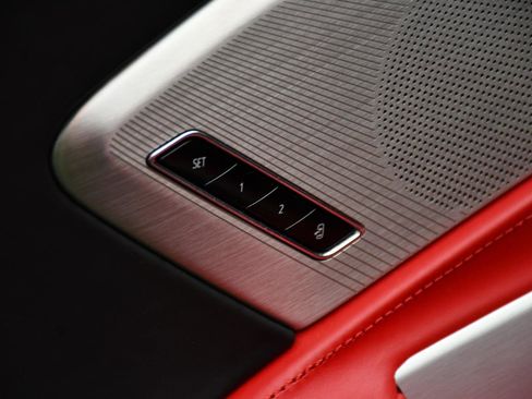 Used 2020 Chevrolet Corvette Stingray Premium Cpe w/ 3LT Preferred Equipment Group image 29