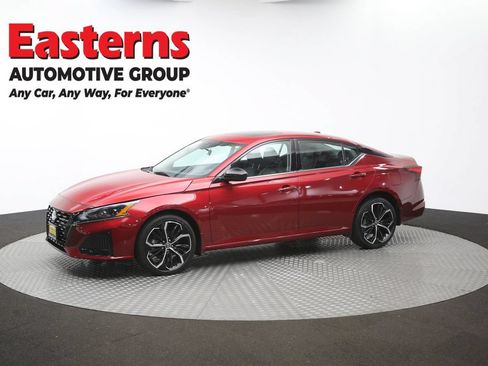Used 2023 Nissan Altima 2.5 SR w/ SR Premium Package AWD/4WD image 58