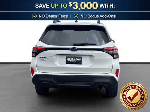 Used 2025 Subaru Forester Premium AWD/4WD image 5