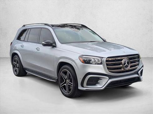 New 2026 Mercedes-Benz GLS 450 4MATIC image 7