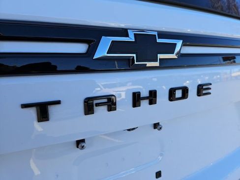 Used 2024 Chevrolet Tahoe Z71 w/ Luxury Package image 28