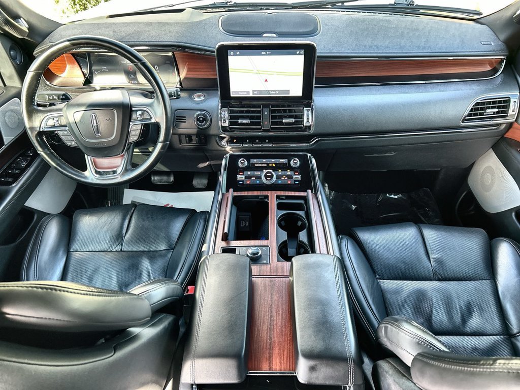Used 2021 Lincoln Navigator L Reserve w/ Luxury Package AWD/4WD image 12