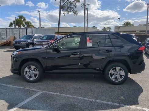 New 2025 Toyota RAV4 XLE image 7