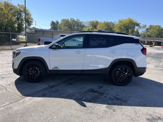Used 2020 GMC Terrain SLE w/ Elevation Edition FWD image 6