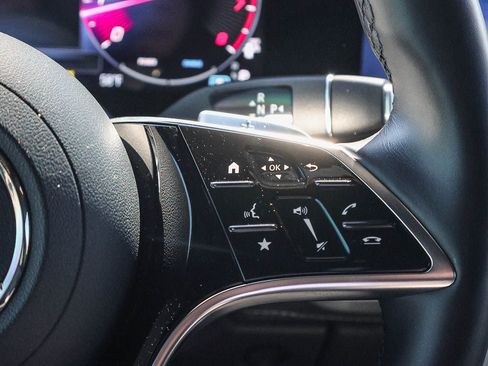 Used 2025 Mercedes-Benz G 550 image 44