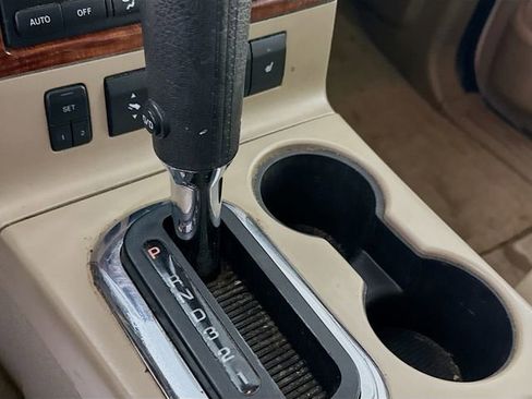 Used 2008 Ford Explorer Eddie Bauer image 16