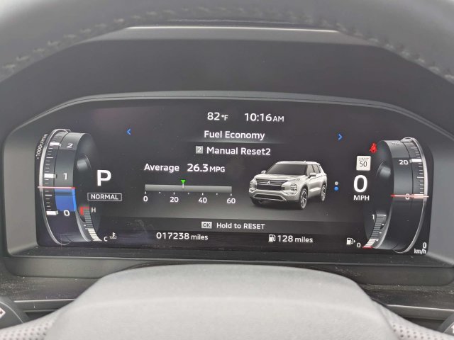 Used 2024 Mitsubishi Outlander SEL FWD image 31