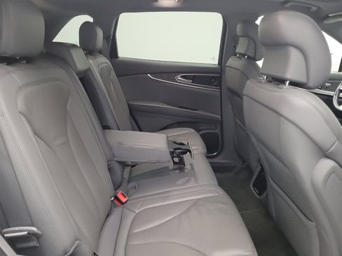 Used 2019 Lincoln Nautilus Reserve AWD/4WD image 19