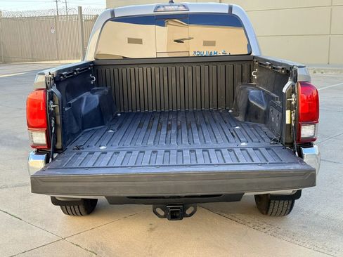 Used 2021 Toyota Tacoma SR5 image 8