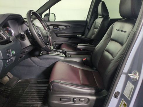 Certified 2023 Honda Ridgeline Black Edition image 13
