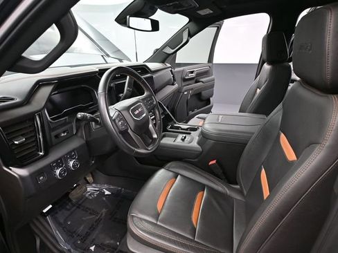 Used 2024 GMC Sierra 2500 AT4 w/ AT4 Preferred Package AWD/4WD image 29