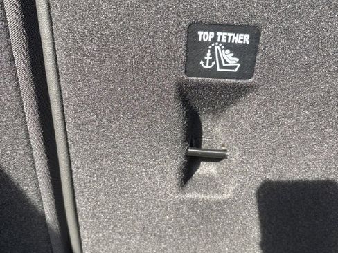 Used 2025 Chevrolet Trax RS image 21