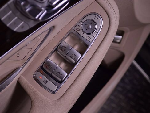 Used 2018 Mercedes-Benz C 300 C 300 image 20