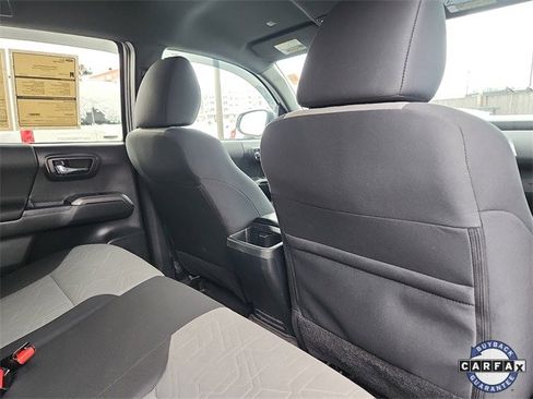 Used 2023 Toyota Tacoma TRD Sport image 29