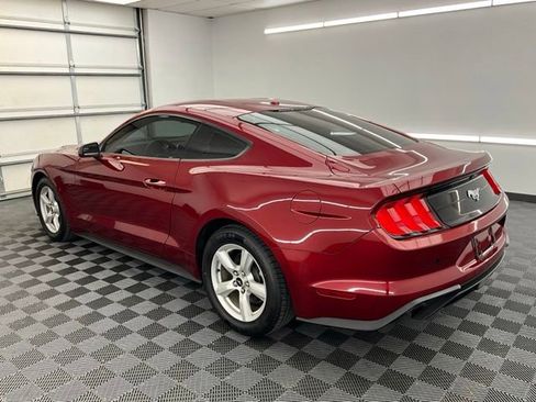 Used 2019 Ford Mustang Coupe RWD image 20
