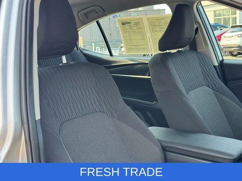 Used 2025 Toyota Camry LE image 11