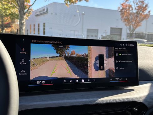 Certified 2025 BMW 430i w/ Premium Package image 23