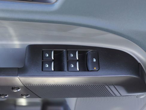 New 2025 Ford Maverick XL w/ Equipment Group 101A image 18