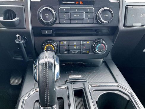 Used 2016 Ford F150 XLT w/ Equipment Group 302A Luxury image 24