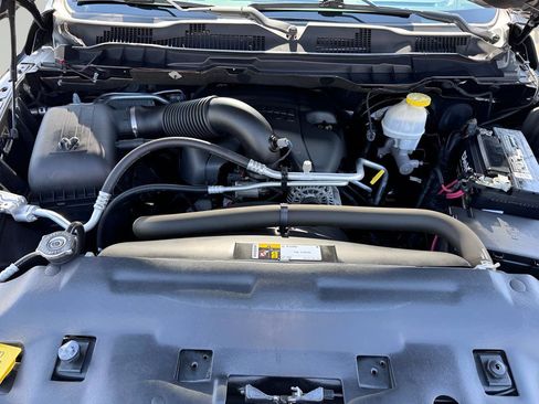 Used 2017 RAM 1500 Express image 8