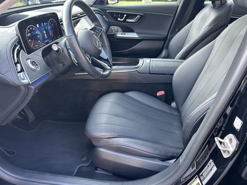 Certified 2025 Mercedes-Benz E 450 4MATIC Sedan w/ Multicontour Seating Package image 22