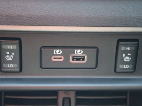 Used 2024 Nissan Murano SL image 24