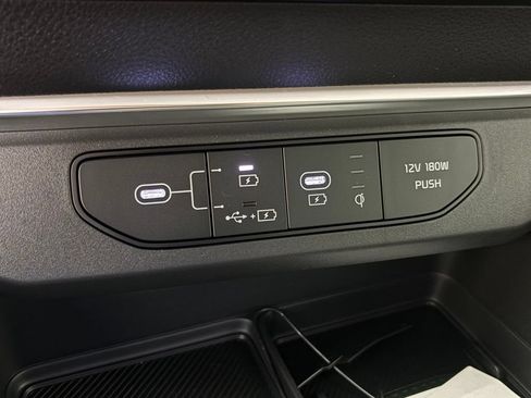 New 2026 Kia Carnival SX FWD image 28